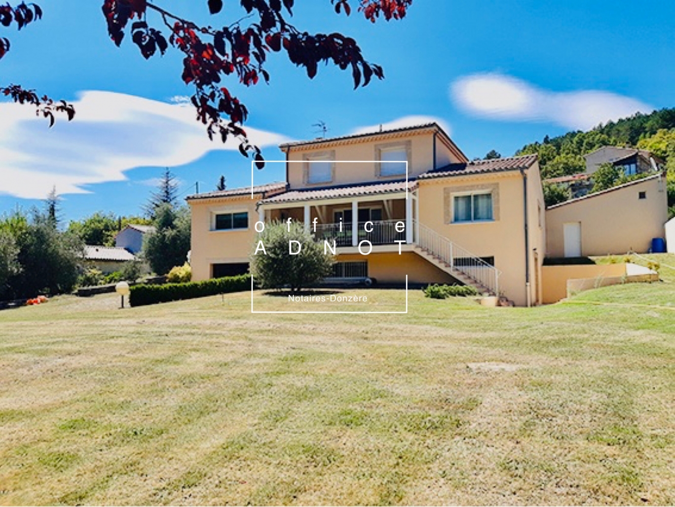 Nouvelle villa à la vente à l’office AD NOT